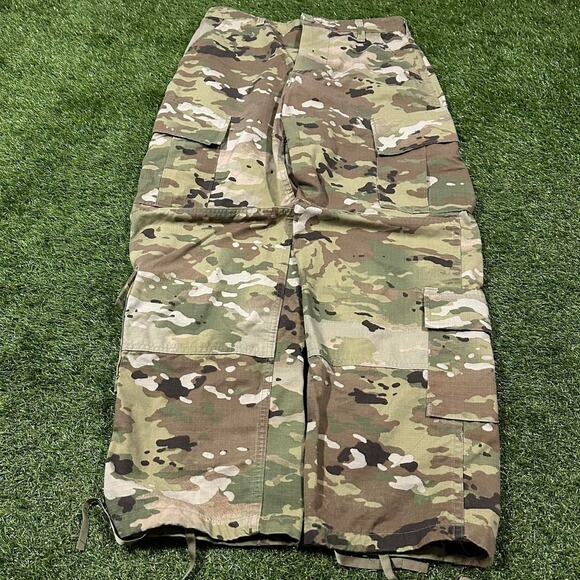 Y2K CAMO CARGO PANTS - Picture 1 of 4